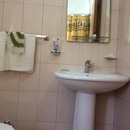 Hostel Agrume Tirana